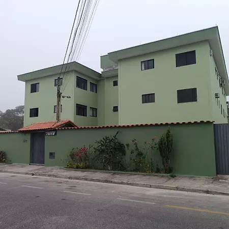 Cantinho da Lu em apt inteiro 1km da praia-2