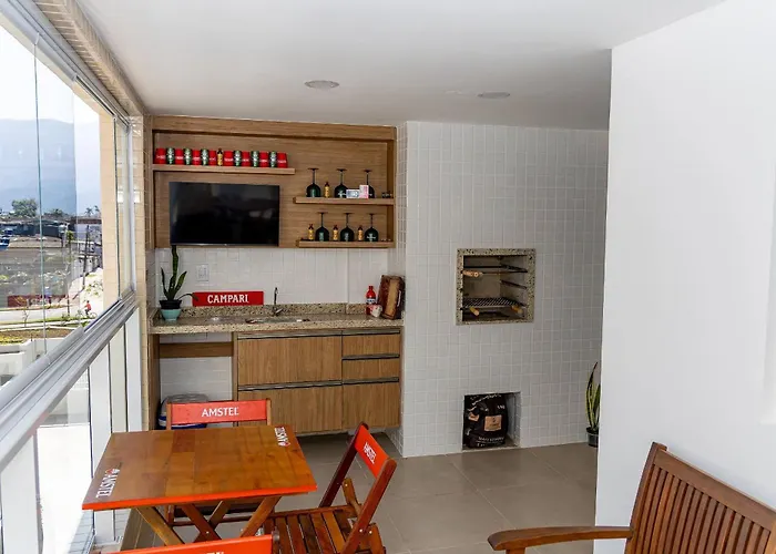 250M Do Mar | Piscina E Roupas De Cama Apartamento Bertioga